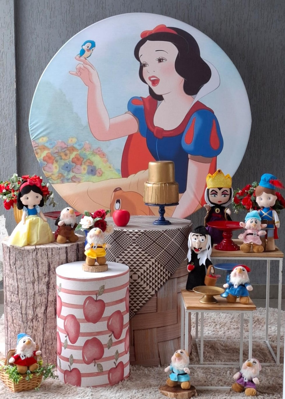 Branca de Neve Passarinho - Encantada Festas e Locações 