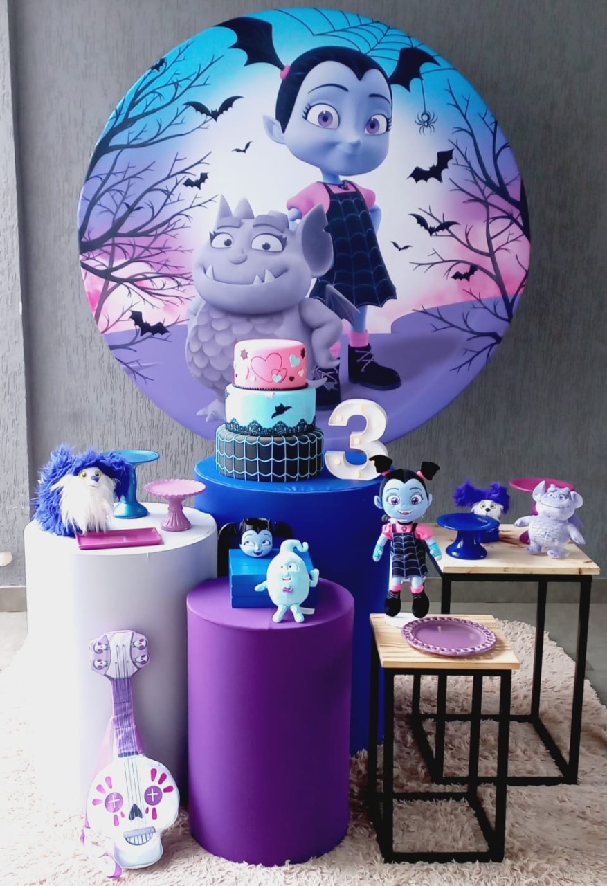 Vampirina - Encantada Festas e Locações 