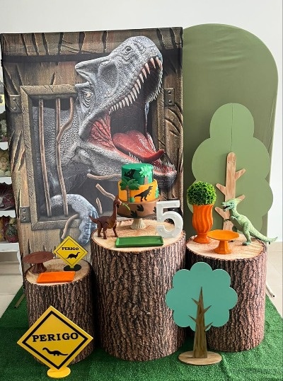 Dinossauro. - Mirlenedecora