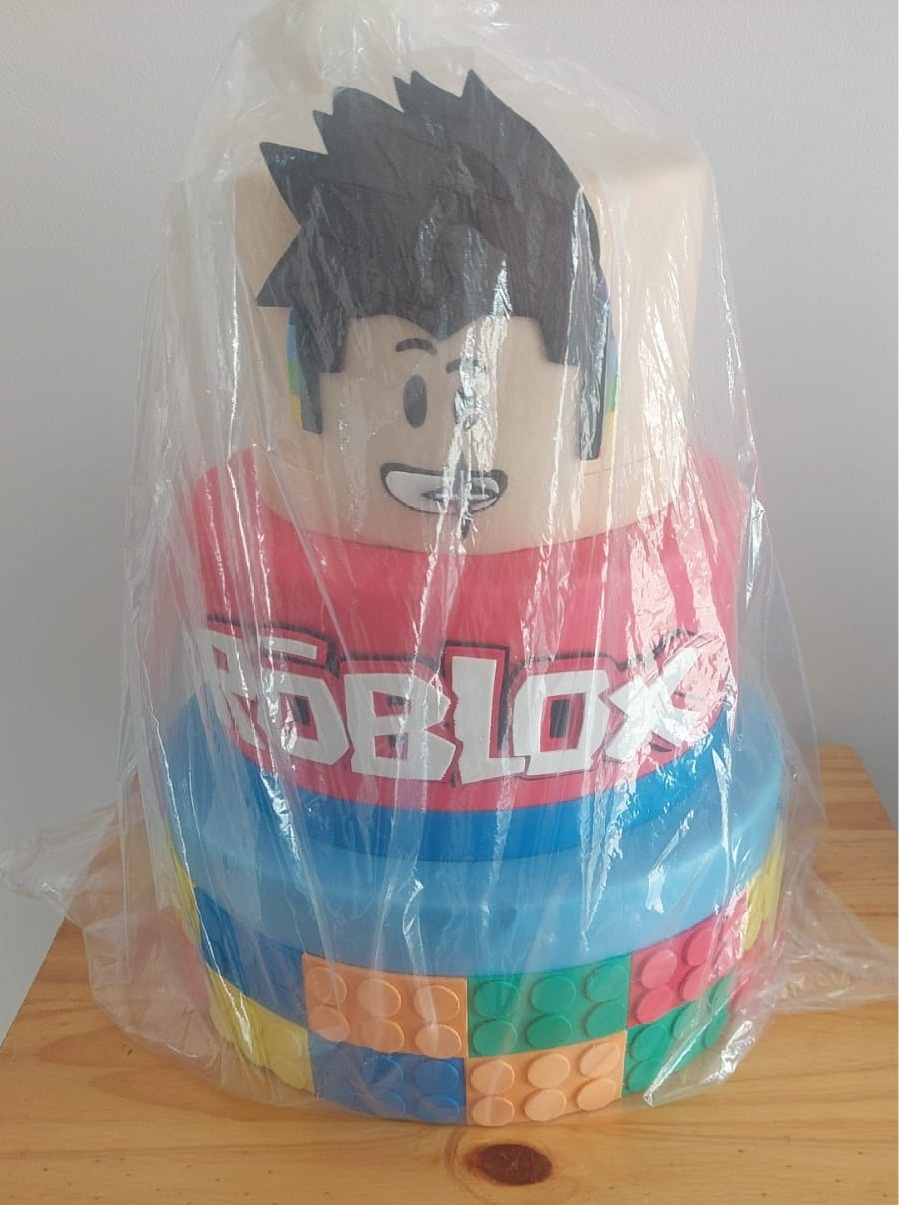 Bolo Roblox - Mirlenedecora
