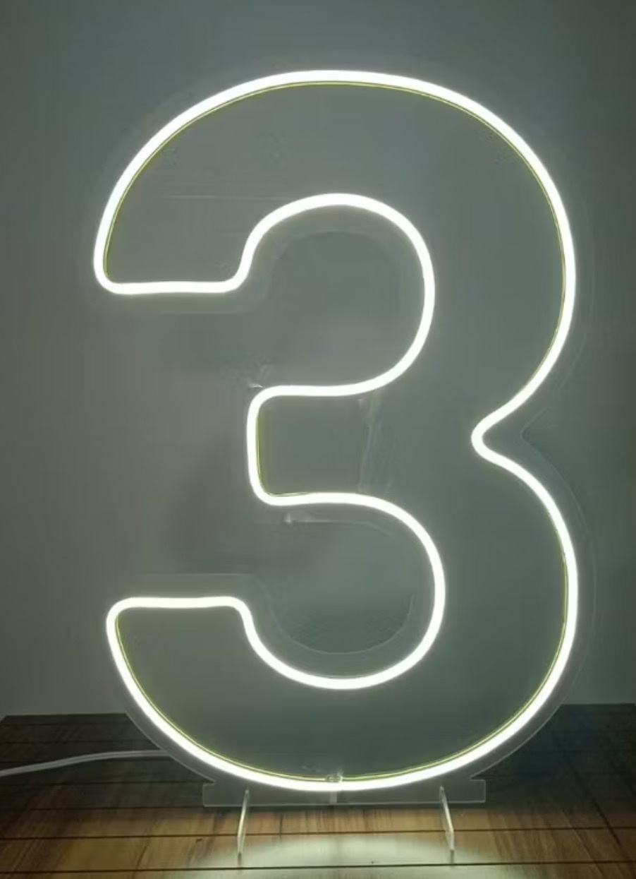 Led N°3 Fria  - Ana Monteart Decor