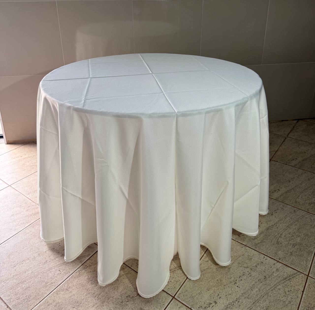 Toalha Redonda Palha  - Adriana lok & Decore