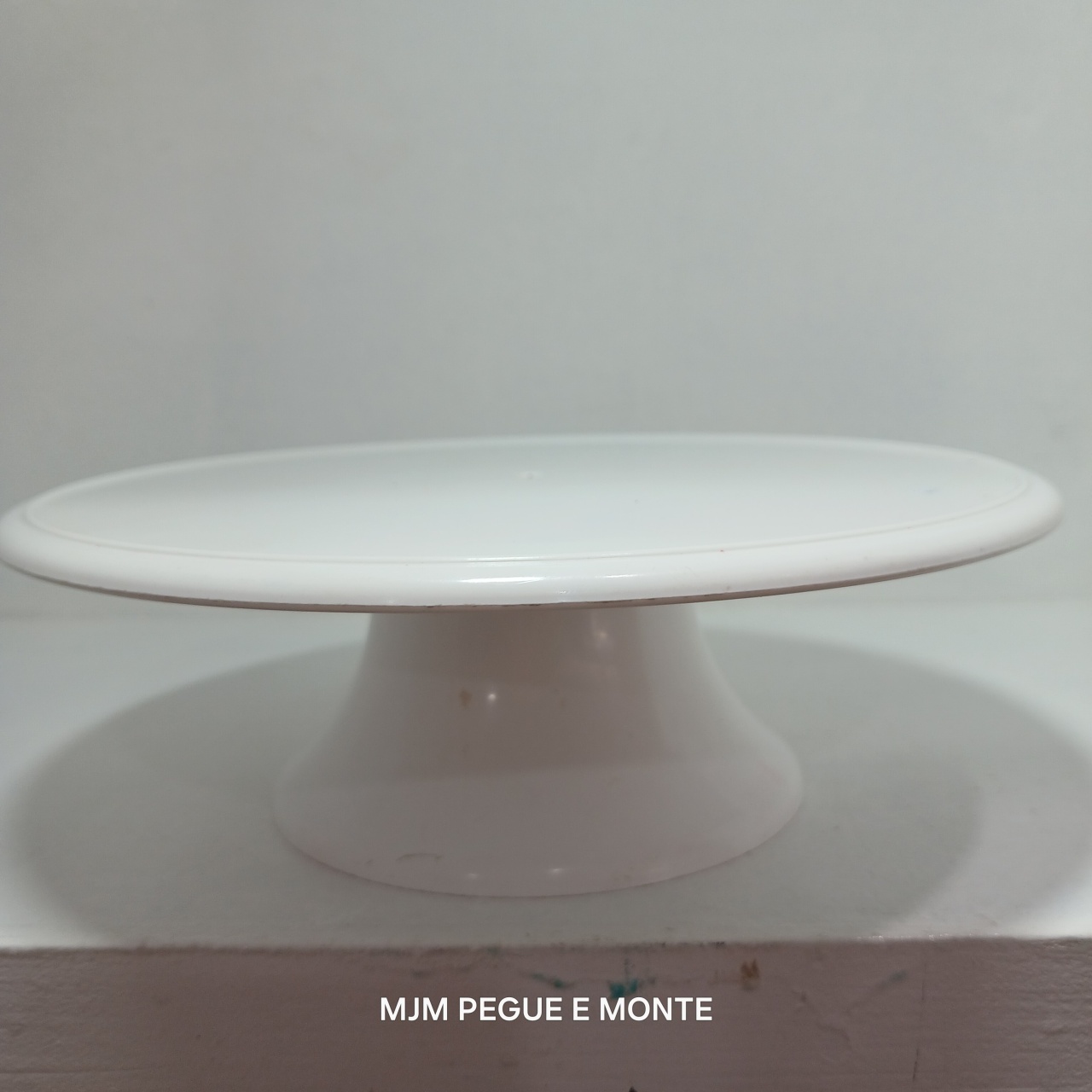 Bandeja P Acrílico Branco - MJM PEGUE E MONTE