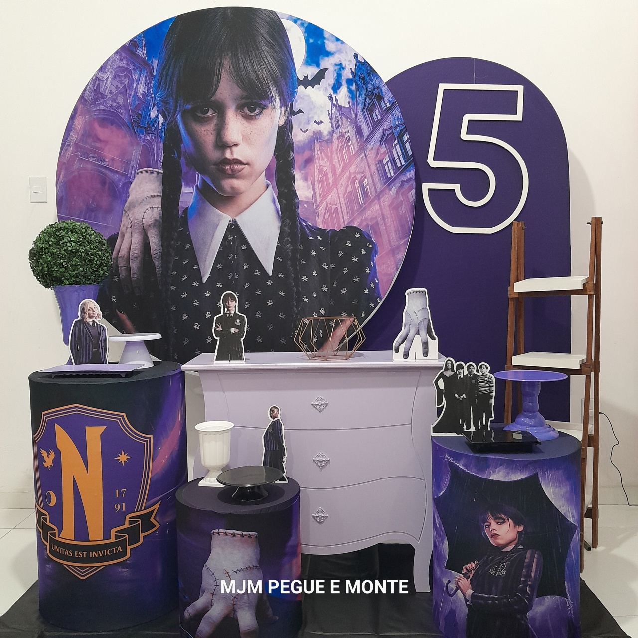 Kit Diamante Wandinha - MJM PEGUE E MONTE