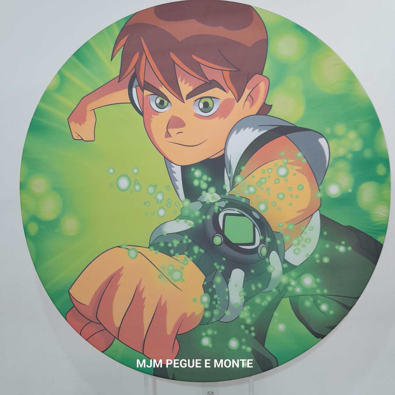 Capa de Painel Redondo Ben 10 - MJM PEGUE E MONTE