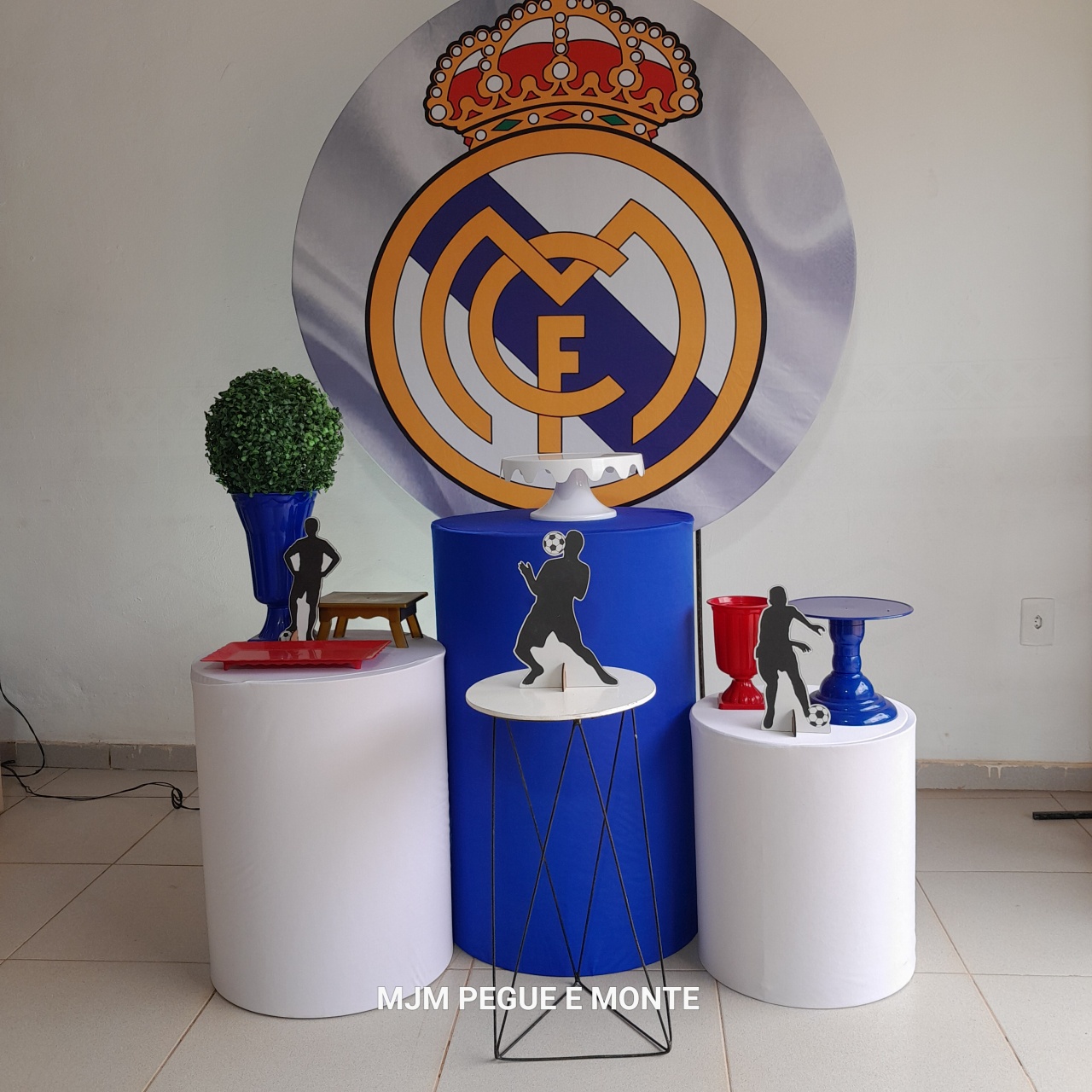 Kit Esmeralda Real Madrid - MJM PEGUE E MONTE
