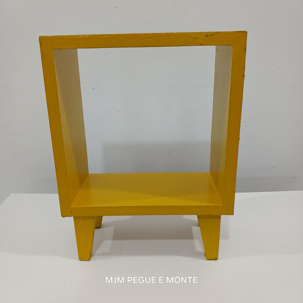 Nicho Amarelo - MJM PEGUE E MONTE