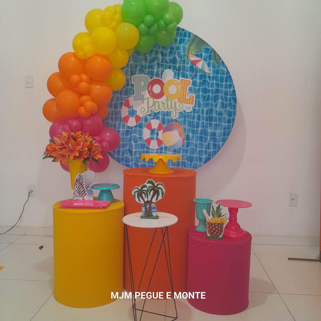 Kit Esmeralda Pool Party Menina - MJM PEGUE E MONTE
