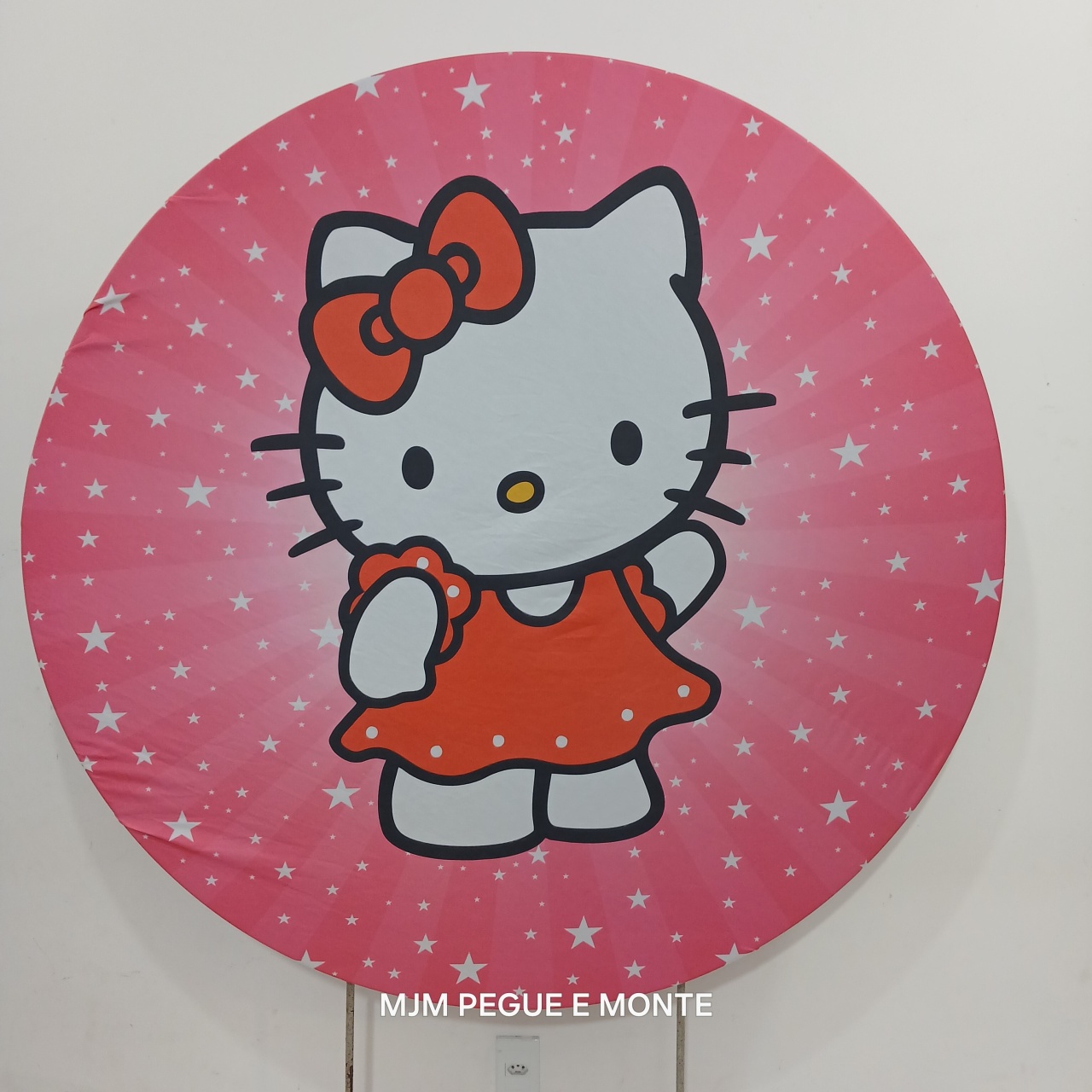 Capa Painel Redondo Hello Kitty - MJM PEGUE E MONTE