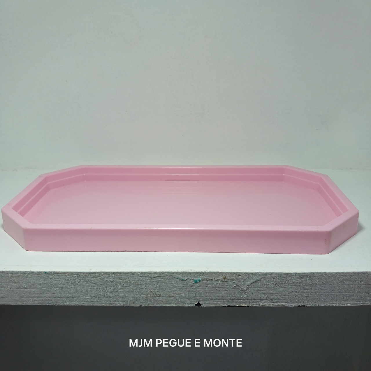 Bandeja Baixa Acrílico Rosa Bebê  - MJM PEGUE E MONTE