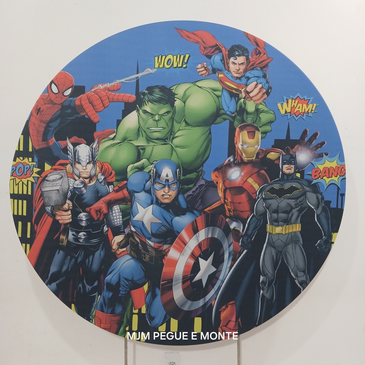 Capa Painel Redondo Vingadores - MJM PEGUE E MONTE