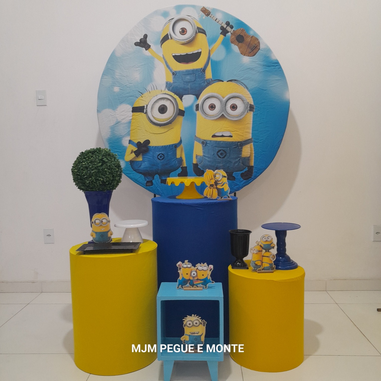 Kit Esmeralda Minions - MJM PEGUE E MONTE