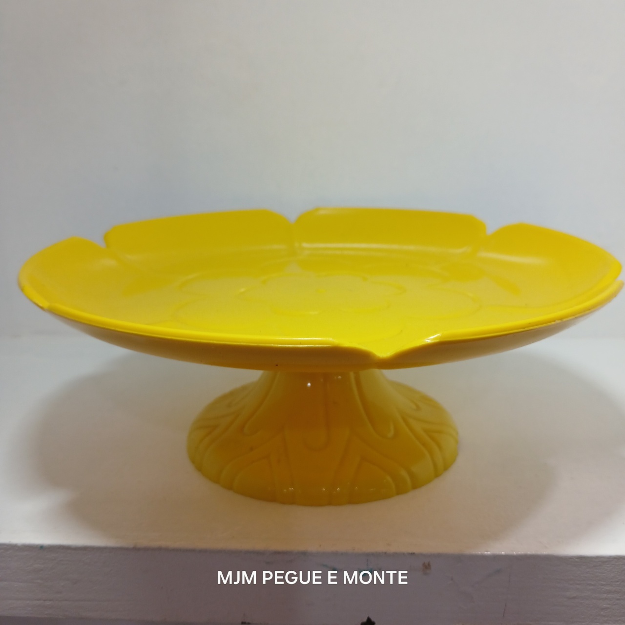 Bandeja M Amarelo - MJM PEGUE E MONTE