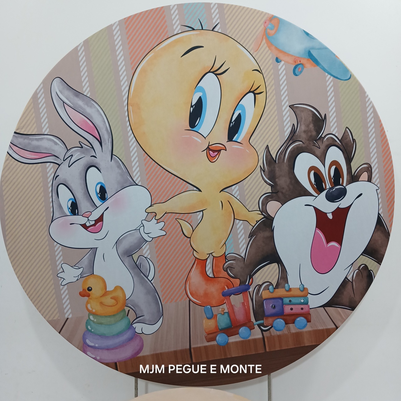 Capa Painel Redondo Looney Tunes Baby - MJM PEGUE E MONTE