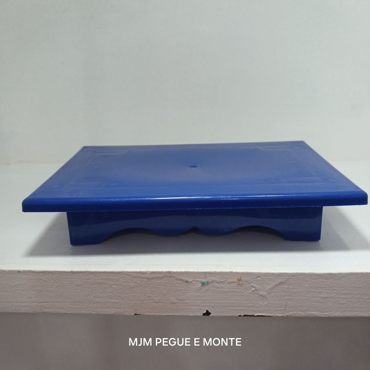 Bandeja Baixa Acrílico Azul Royal - MJM PEGUE E MONTE
