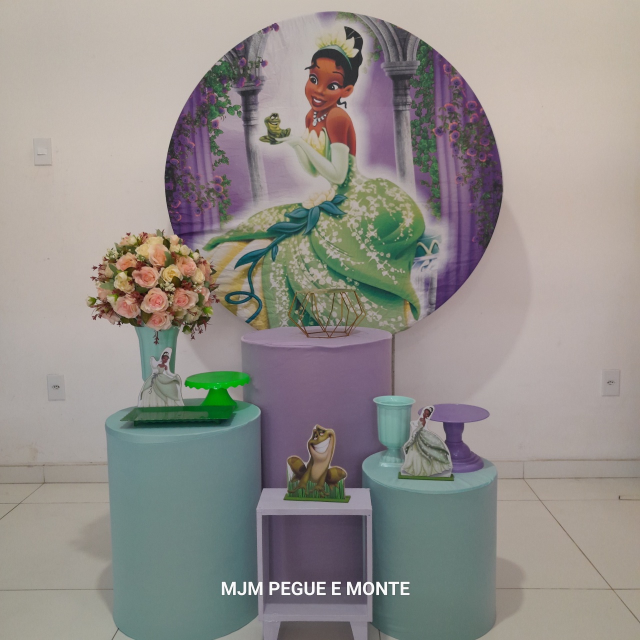 Kit Esmeralda Princesa Tiana - MJM PEGUE E MONTE