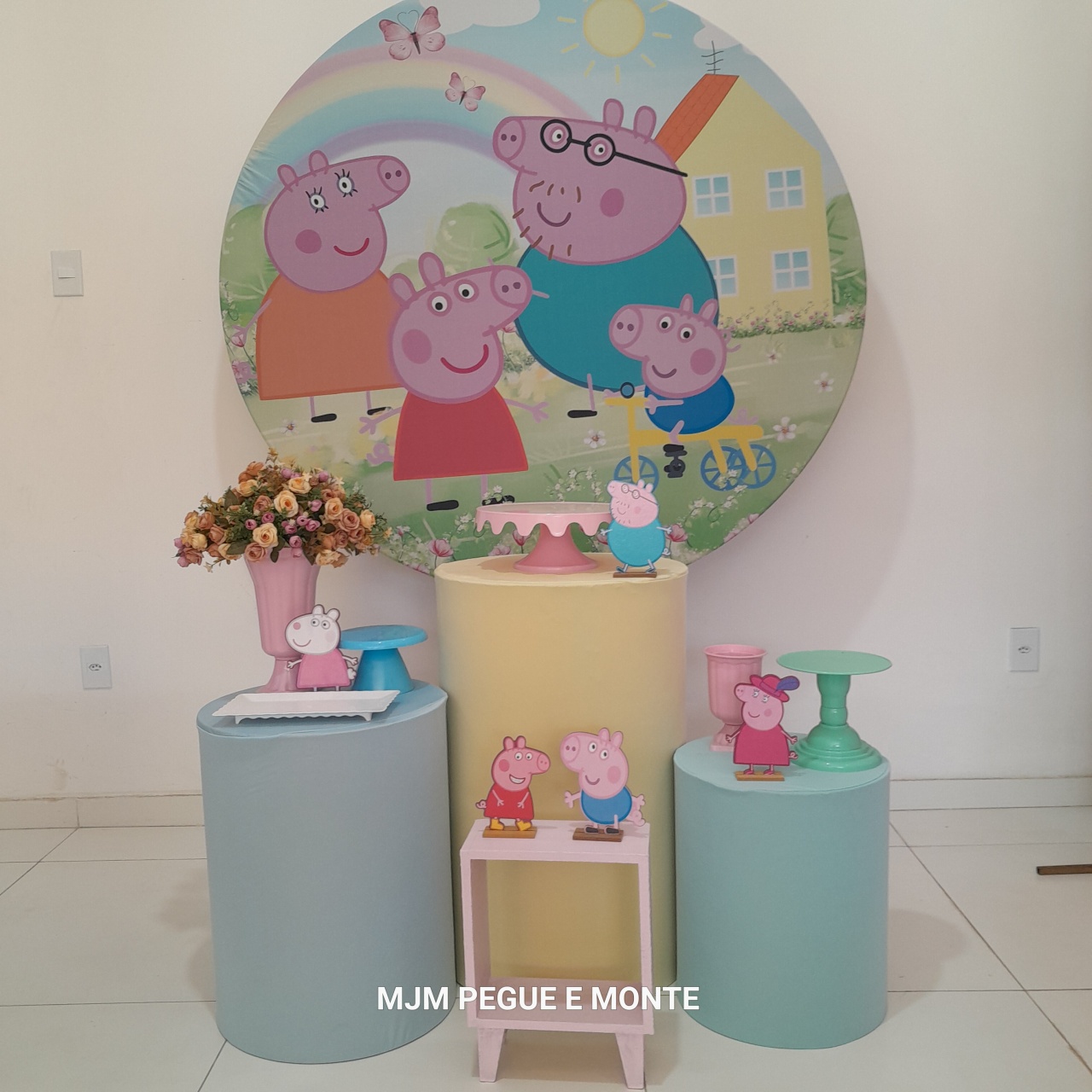 Kit Esmeralda Familia Peppa Pig Candy - MJM PEGUE E MONTE
