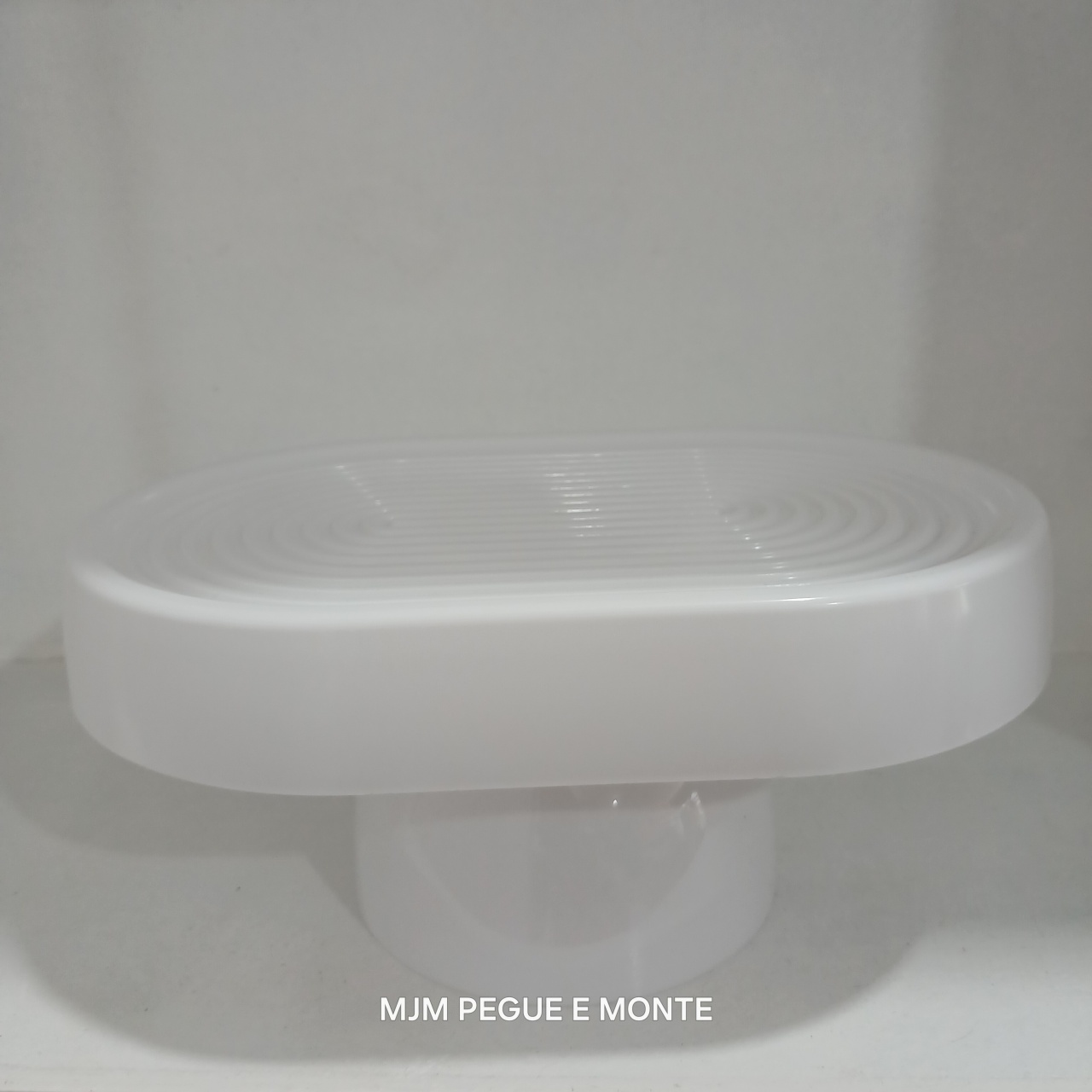 Bandeja M Acrílico Branco - MJM PEGUE E MONTE