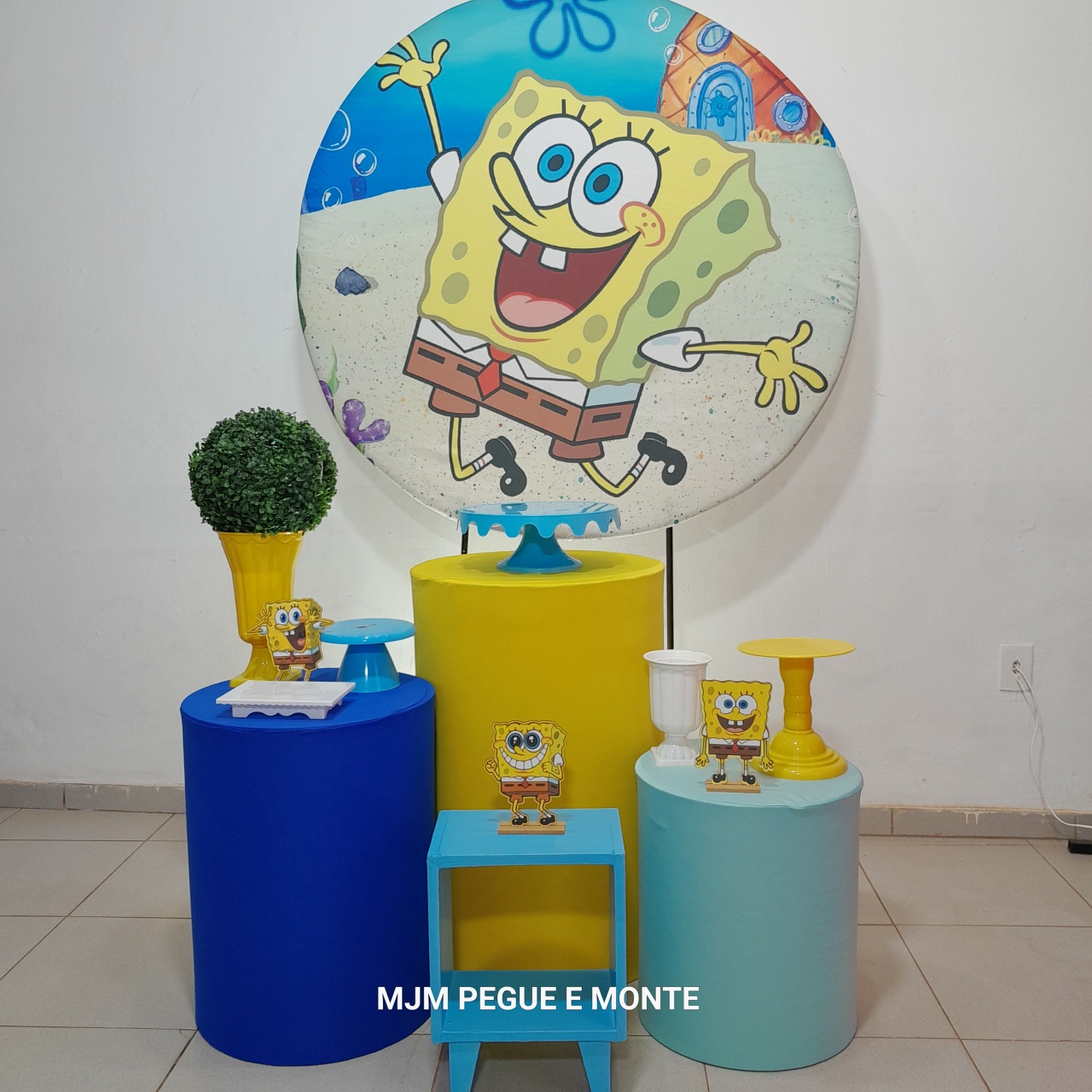 Kit Esmeralda Bob Esponja Menino - MJM PEGUE E MONTE
