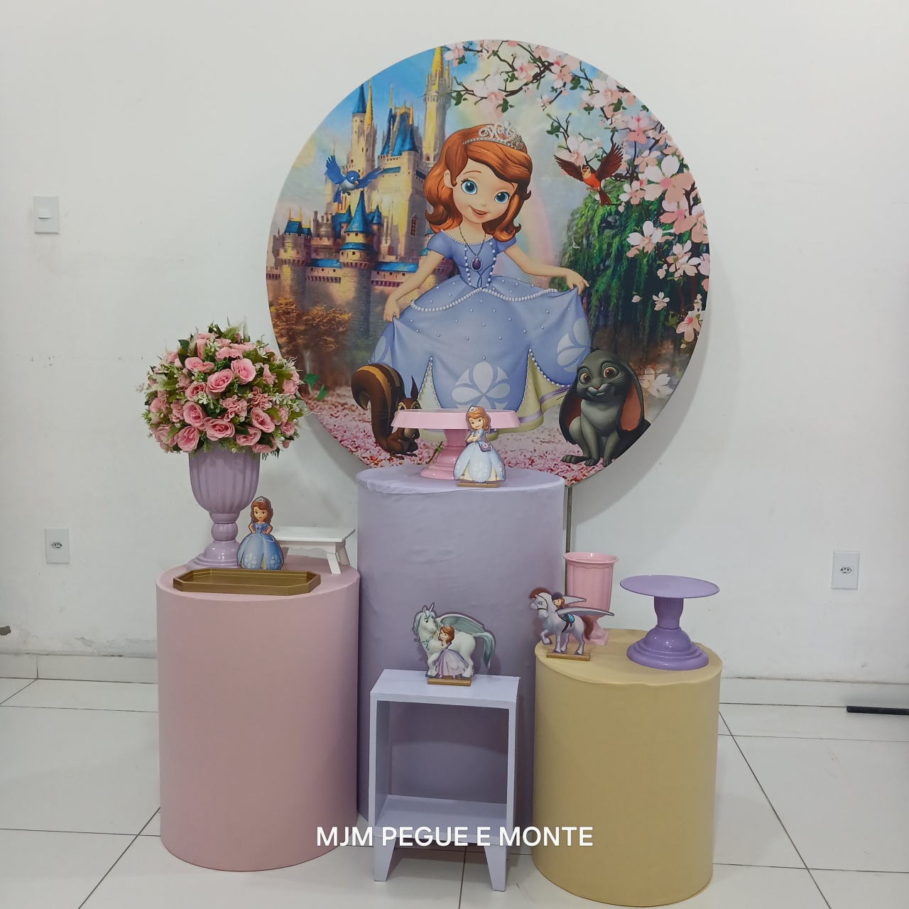 Kit Esmeralda Princesa Sofia - MJM PEGUE E MONTE