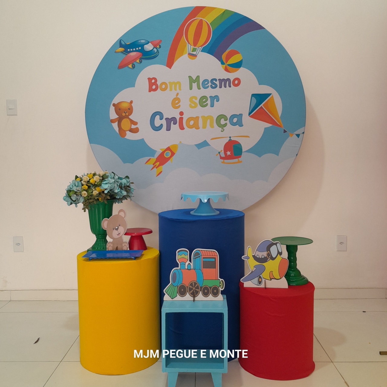 Kit Esmeralda Como E Bom Ser Criança - MJM PEGUE E MONTE