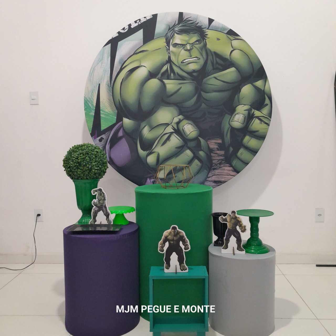 Kit Esmeralda Hulk 1 - MJM PEGUE E MONTE