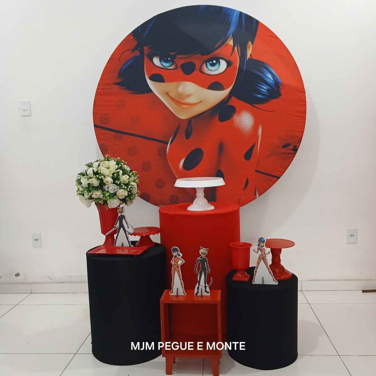Kit Esmeralda Ladybug - MJM PEGUE E MONTE