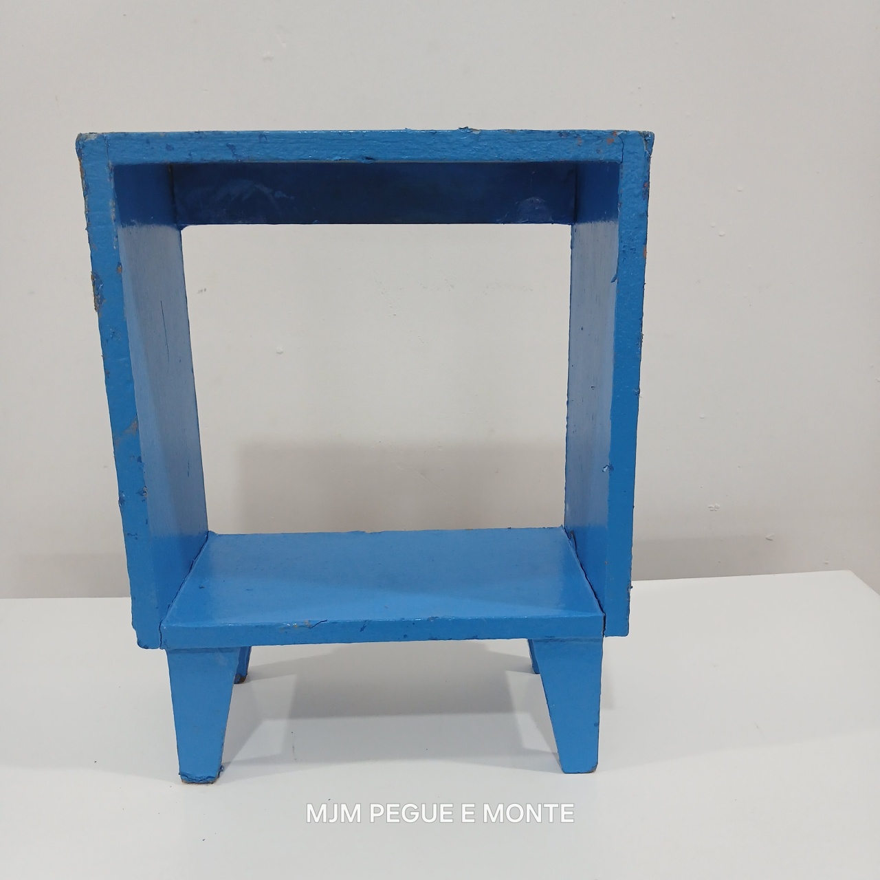 Nicho Azul - MJM PEGUE E MONTE