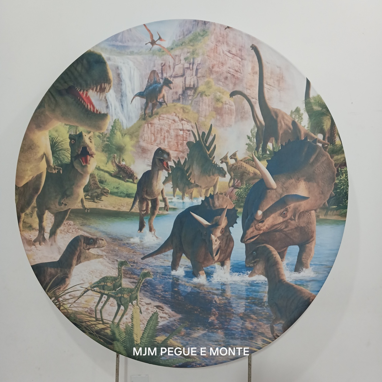 Capa Painel Redondo Dinoussauro - MJM PEGUE E MONTE
