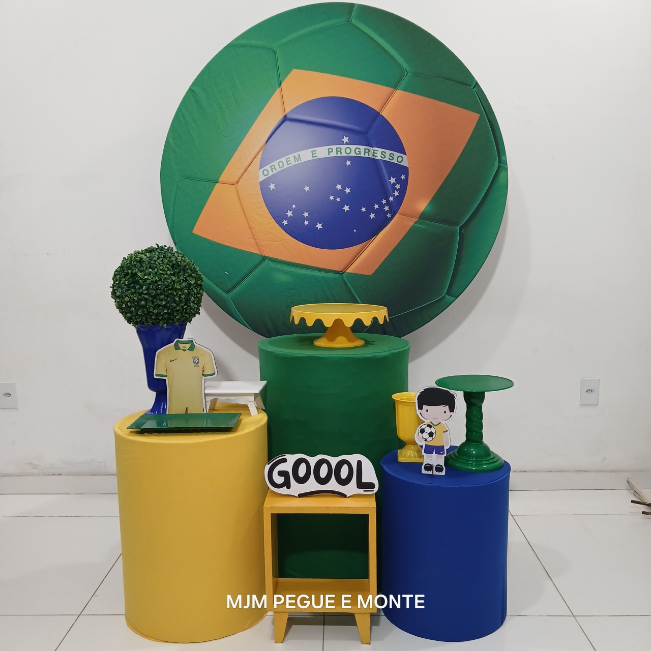 Kit Esmeralda Brasil - MJM PEGUE E MONTE