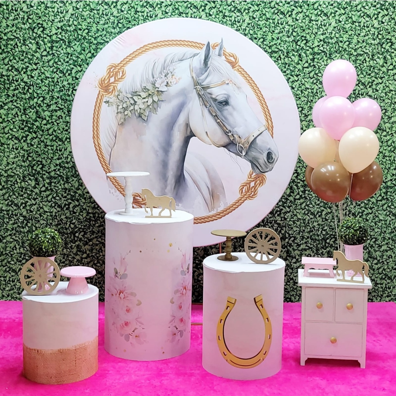 Cavalo Rosa - Kit Ouro - Up Decor Pegue e Monte
