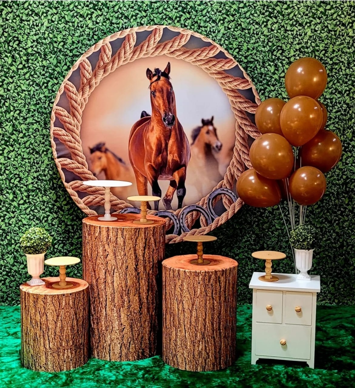 Cavalo Marrom - Kit Ouro - Up Decor Pegue e Monte