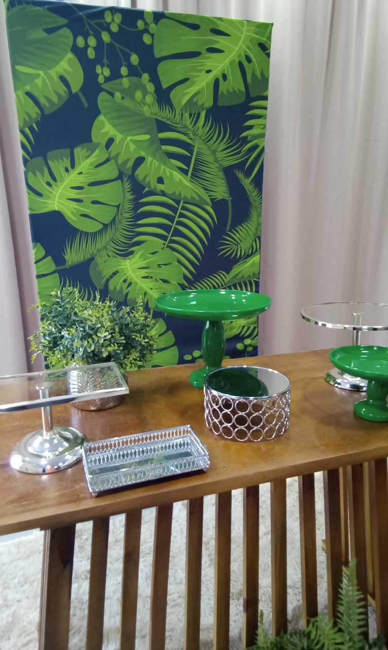 Verde Folhagem   Detalhe - Cenário Mágico Festa