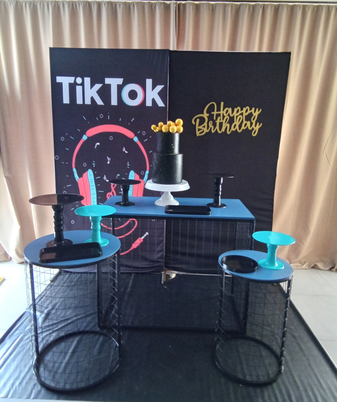 Tik Tok 2 - Cenário Mágico Festa