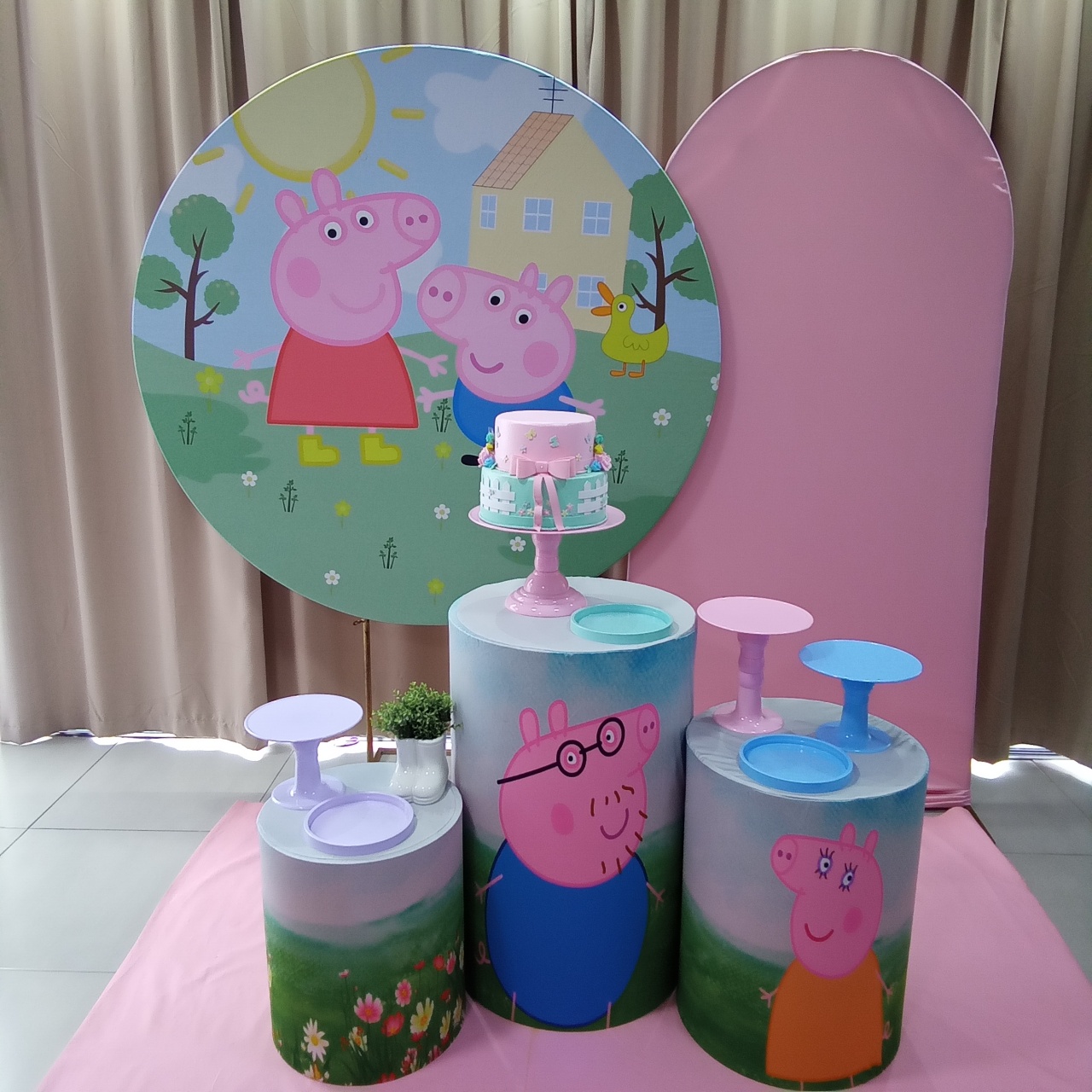 Peppa 2 - Cenário Mágico Festa