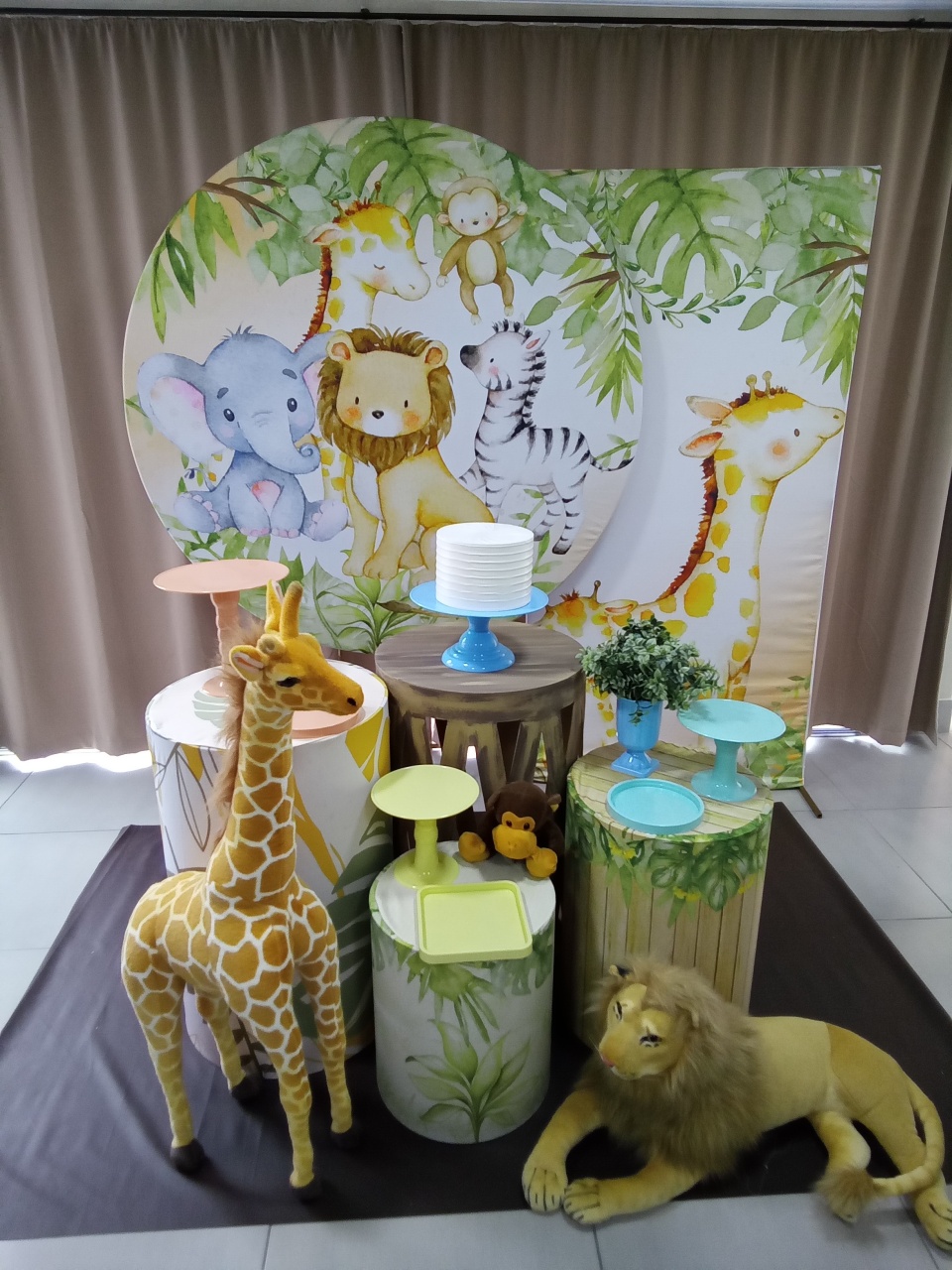 Safari Baby 2 - Cenário Mágico Festa