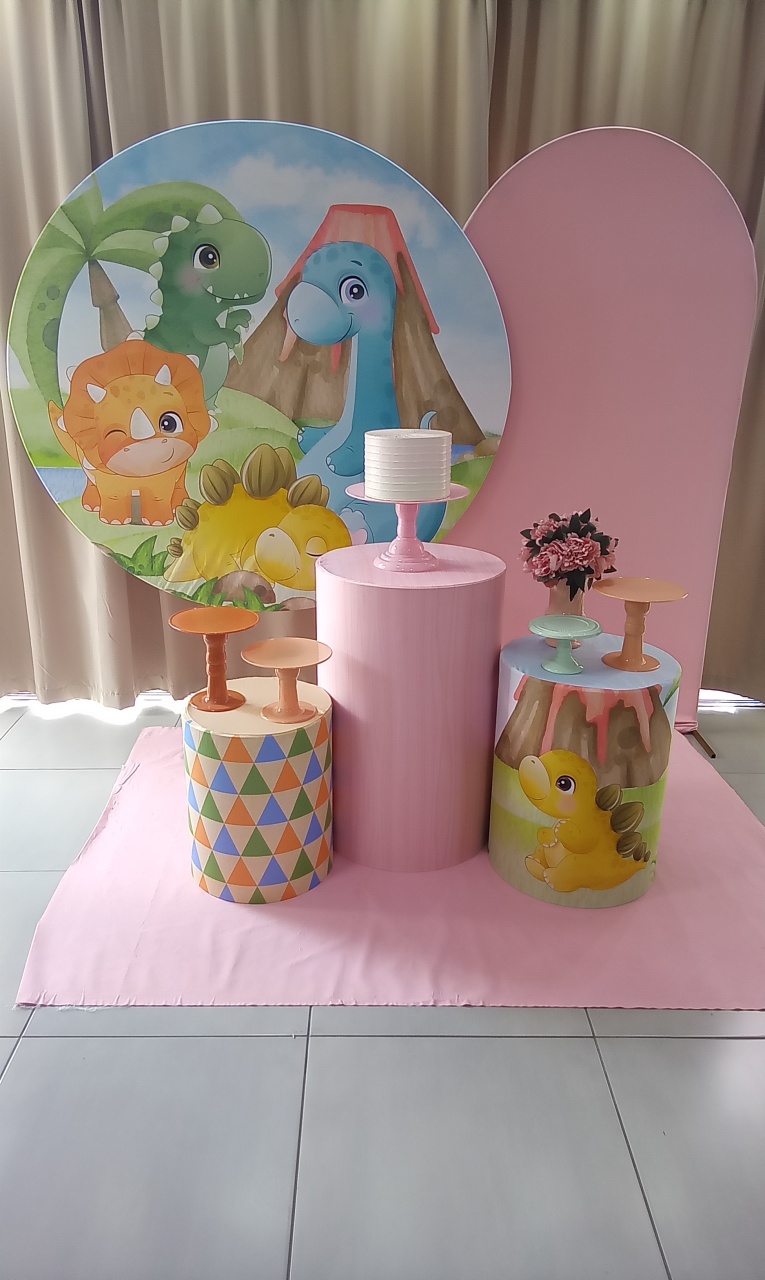 Dino Baby B2 - Cenário Mágico Festa