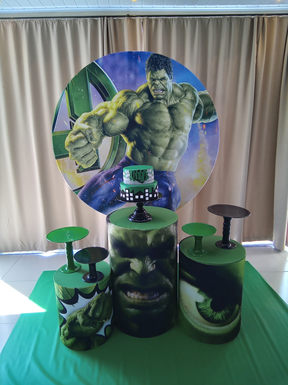 Hulk 1 - Cenário Mágico Festa