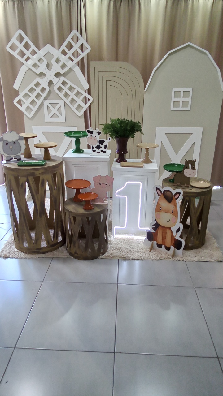 Fazendinha Celeiro 1 - Cenário Mágico Festa