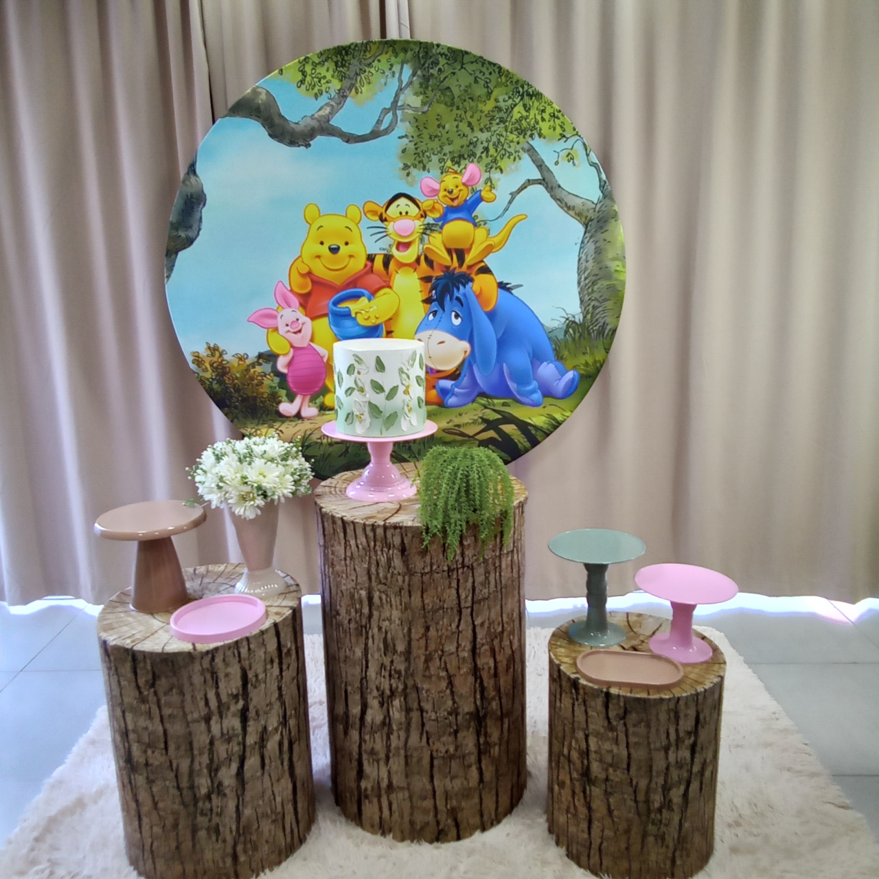 Ursiho Pooh 1 - Cenário Mágico Festa