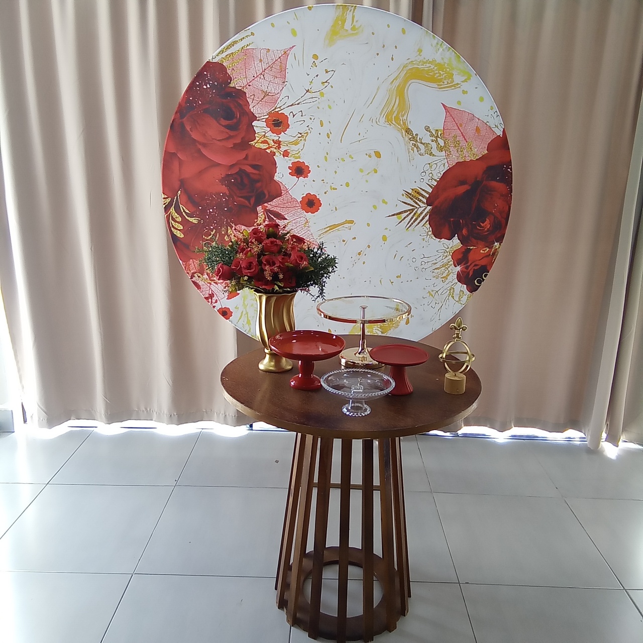 Floral Vermelho 5 - Cenário Mágico Festa