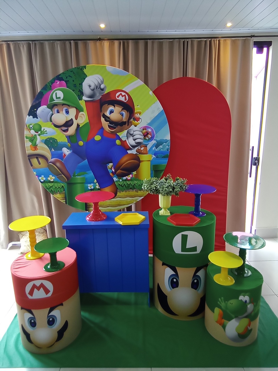 Super Mario A 3 - Cenário Mágico Festa