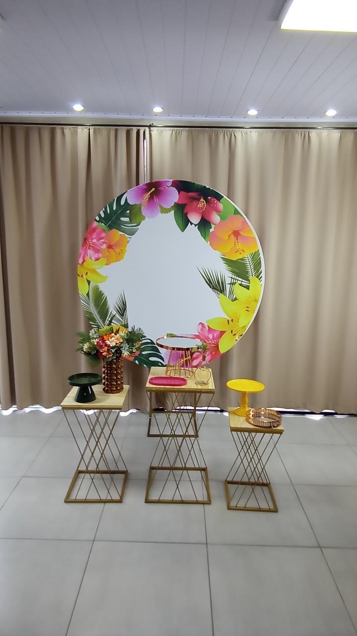 Floral Tropical 3 - Cenário Mágico Festa