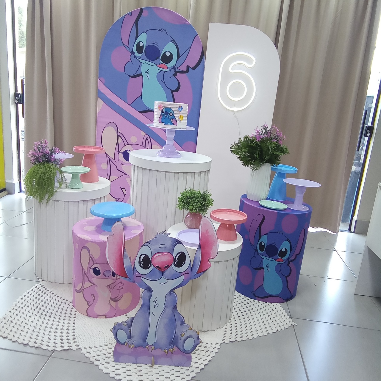 Lillo Stitch 6 - Cenário Mágico Festa