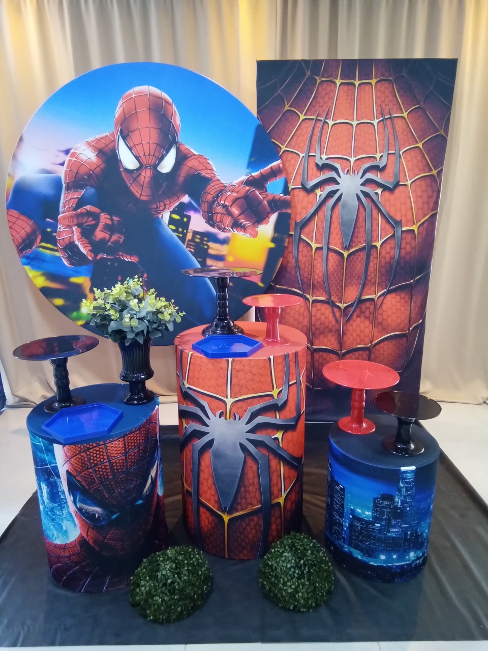 Homem Aranha 2 - Cenário Mágico Festa