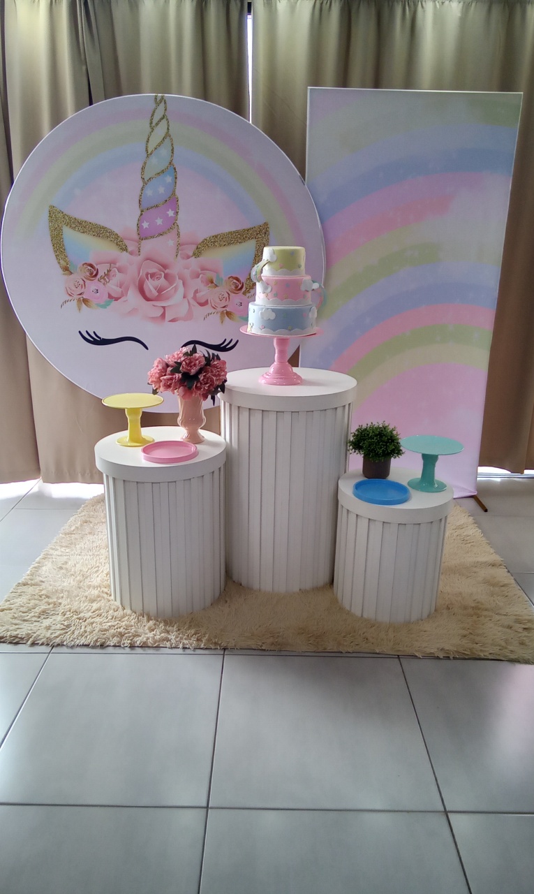 Unicornio B2 - Cenário Mágico Festa