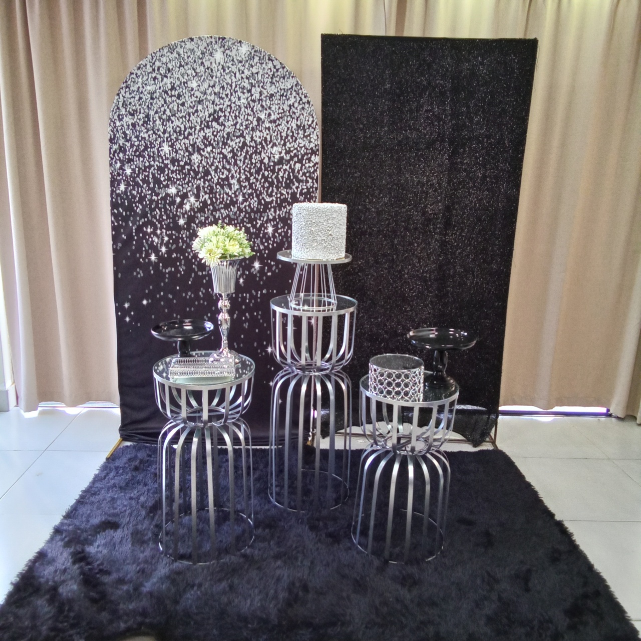 Preto Gliter Prata 8 - Cenário Mágico Festa