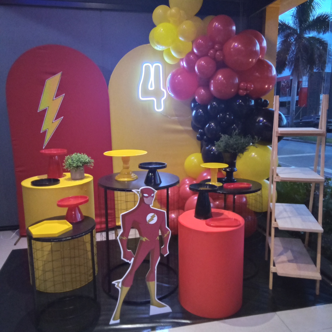 Flash - Cenário Mágico Festa