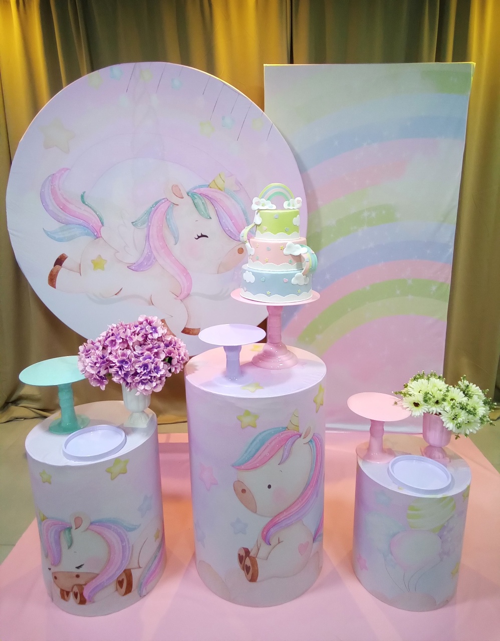 Unicórnio Baby 2 - Cenário Mágico Festa