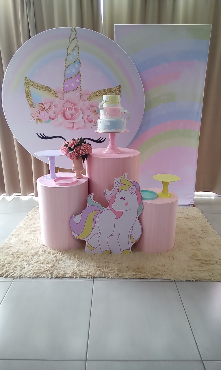 Unicornio 2 - Cenário Mágico Festa